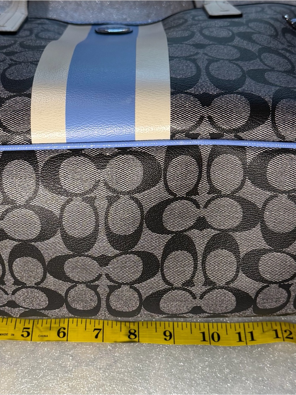 Coach Signature Tote in Black, Blue and Cream - Picture 11 of 12